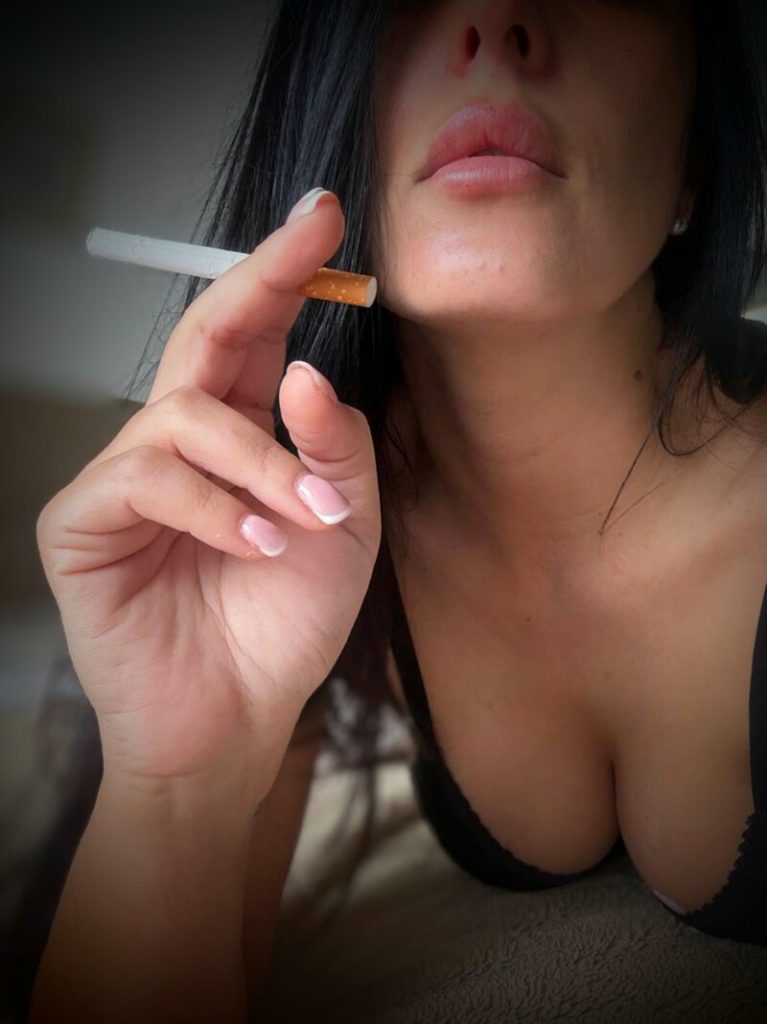 Onlymery26 – Good boy, behave yourself if you want the smoke in your face
