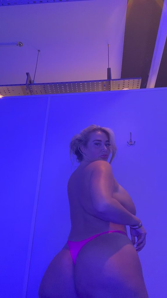 Chloexamber – Amateur, ass, blonde