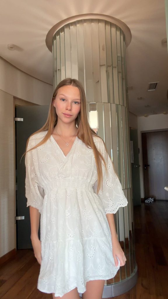 Sophierosie – Dressed or undressed