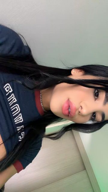 Nikkigirldick – If I suck your dick, will you suck mine?