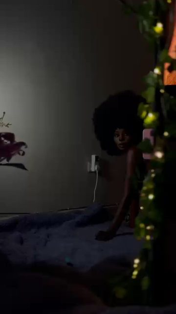 Ebonycake69 – Prowling in the dark for my next meal